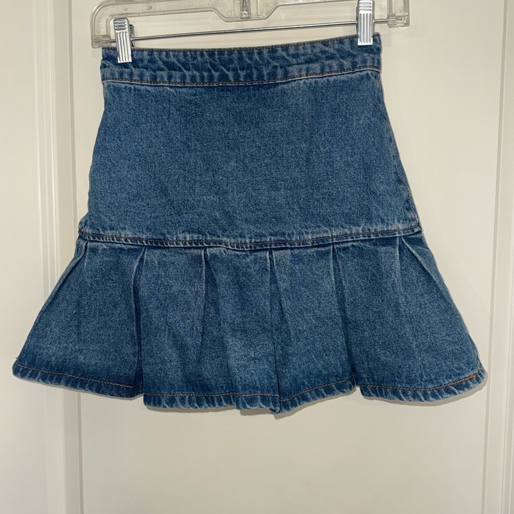 NWT pleated skirt. High waisted. Bought on Princess Polly for $50